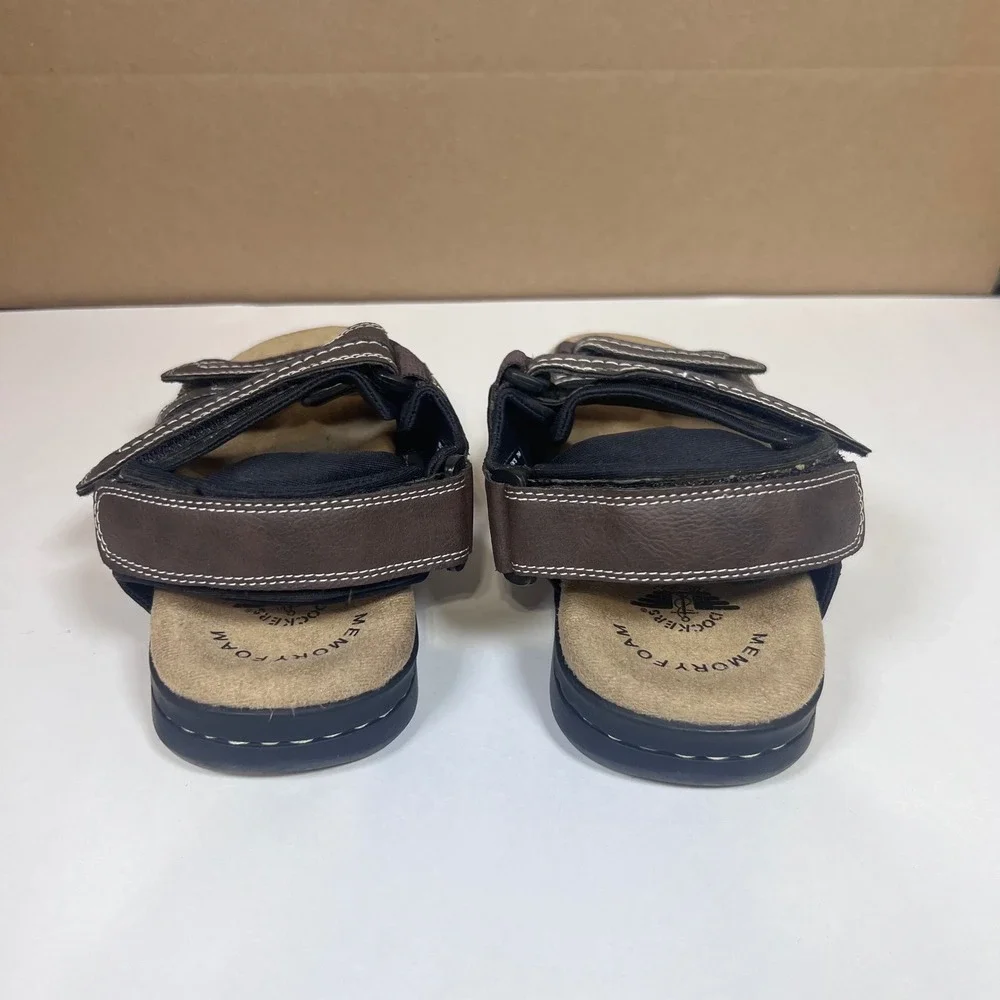 Dockers Mens 7M Brown Memory Foam Fisherman Sandals